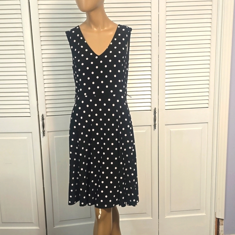 590 Tommy Hilfiger Womens Sz 10 Black & White Pokadot Dress Sleeveless